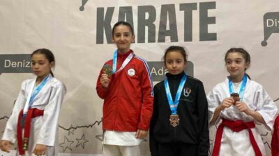 Darıca Eray Şamdan Spor Salonu’nda düzenlenen Spor Toto Türkiye Yıldızlar