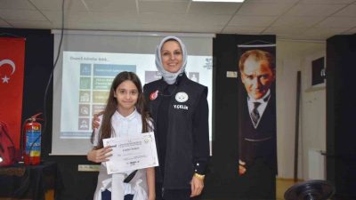 Erenler Belediyesi ilçedeki 12 okulda ‘Afet Farkındalık Eğitimleri’ başlattı. Başkan