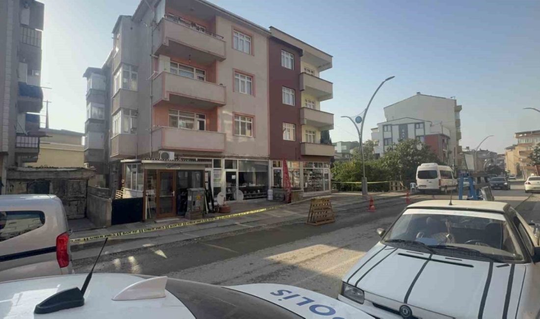 Gebze’deki farklı bir mahallede yeni ihbar: 3 binadan 42 kişi tahliye edildi Kocaeli’nin Gebze ilçesinde yan yana bulunan 3 binada oluşan hasar