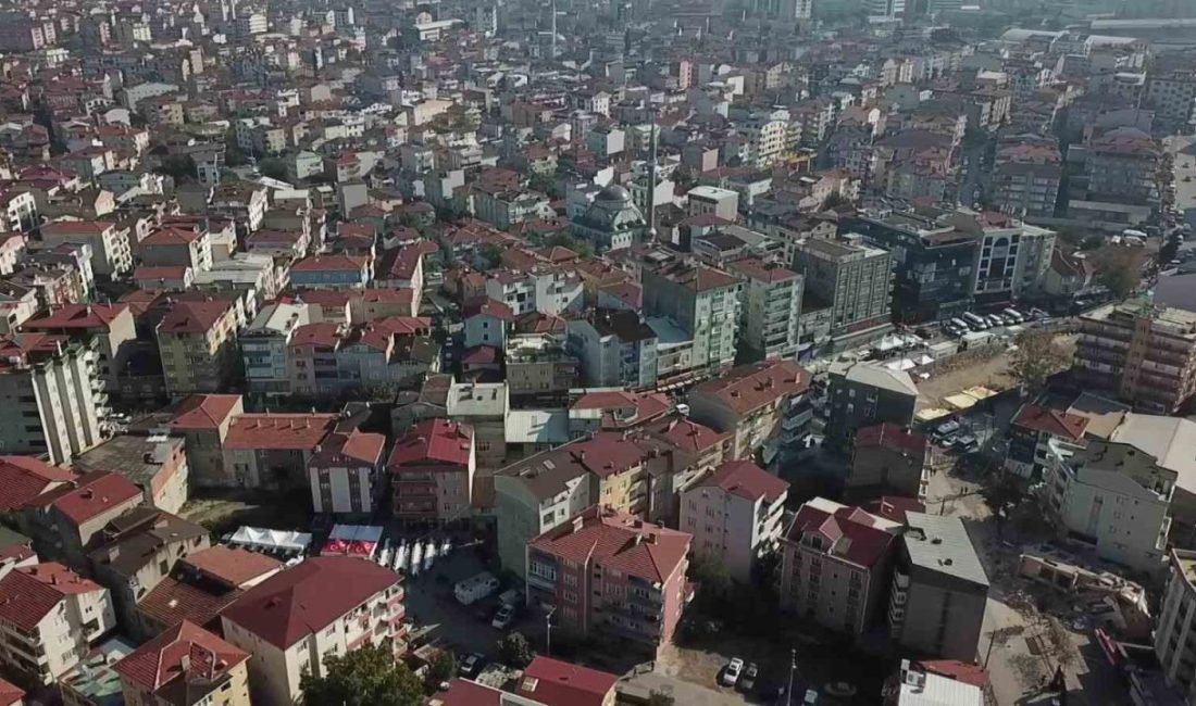 Gebzelilerin diken üstünde olduğu riskli bölge havadan görüntülendi Kocaeli’nin Gebze ilçesinde yaşanan bina yıkılması, zemin hareketi ve sonrasında