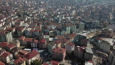 Kocaeli’nin Gebze ilçesinde yaşanan bina yıkılması, zemin hareketi ve sonrasında