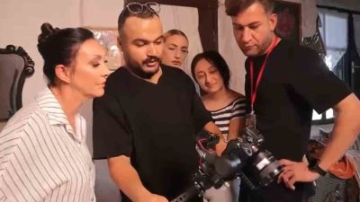 Yalova’nın Çınarcık ilçesinde “Güllü” adıyla tanınan şarkıcı Gül Tut’un 5.