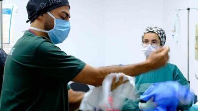 Kadın Hastalıkları ve Doğum Uzmanı Opr. Dr. Anar Panahli, İngiltere’den