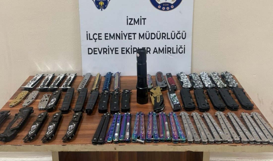 Kocaeli’nin İzmit ilçesinde polis ekiplerince şüphe üzerine aranan 2 çocuğun