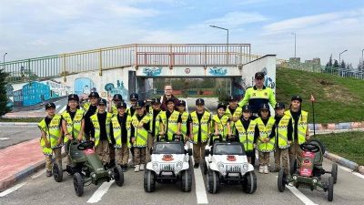 DÜZCE (İHA) – Düzce İl Jandarma Komutanlığına bağlı trafik ekipleri,