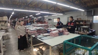 Düzce’de kadınlara jandarma ekipleri tarafından Kadın Acil Destek Uygulaması KADES