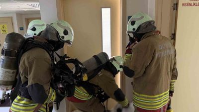 Düzce’de Kadın Doğum ve Çocuk Hastanesinde gerçekleştirilen yangın tatbikatına hem