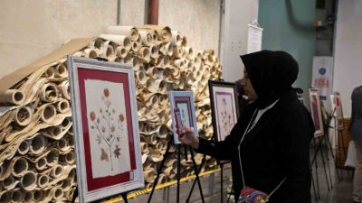 Kocaeli Büyükşehir Belediyesi bünyesinde hizmet veren SEKA Kağıt Müzesi, kuruluşunun