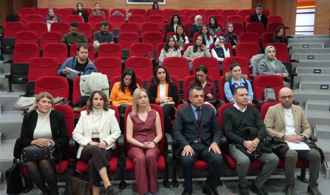 Kastamonu Üniversitesi’nde okul öncesi eğitim ele alındı Kastamonu Üniversitesi’nde “Erken Çocukluk Eğitiminde Doğa Temelli Yaklaşım ve Orman