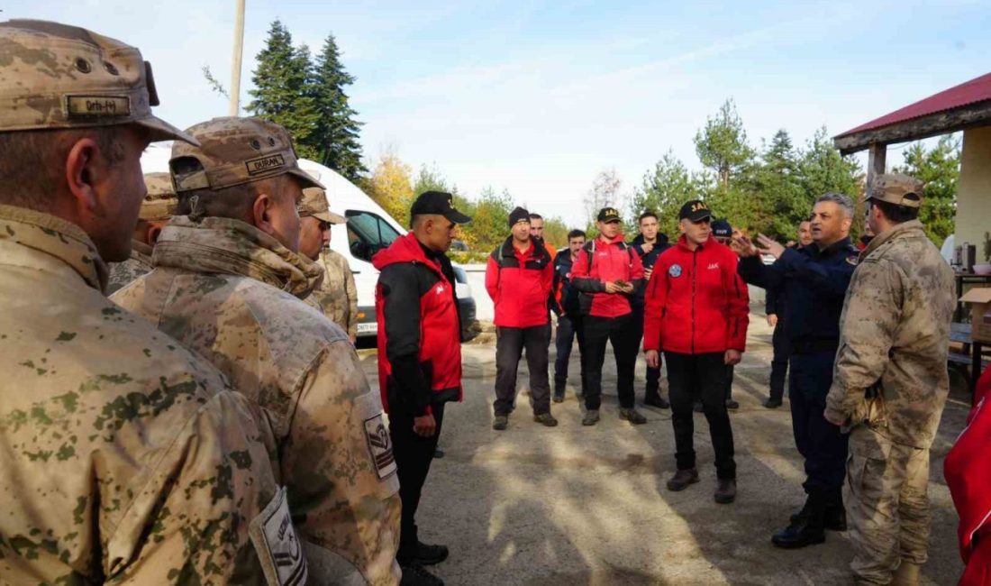 Kastamonu’da kayıp anne ile oğlunu arama çalışmalarına devam ediliyor Kastamonu’nun Bozkurt ilçesinde kaybolan anne ile 5 yaşındaki oğlunu arama