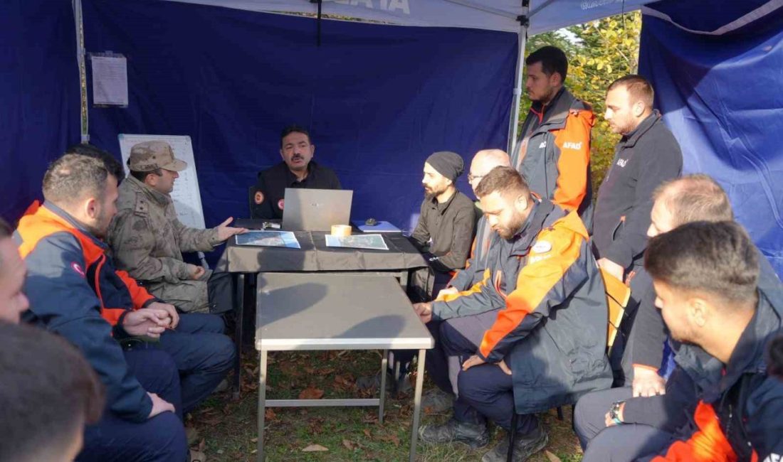 Kayıp anne ve oğlunu arama çalışmaları altıncı gününde devam ediyor Kastamonu’nun Bozkurt ilçesinde kaybolan anne ile 5 yaşındaki oğlunu arama