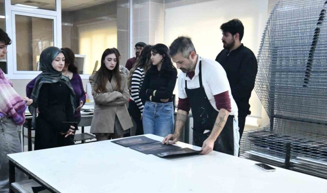 Sakarya Üniversitesi Sanat Tasarım ve Mimarlık Fakültesi, İtalya Accademia di
