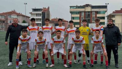 Bilecik U14 Gençler Ligi’nde 8 haftadır yenilmeyen Vitraspor, Bilecik deplasmanında