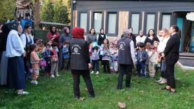 Kocaeli’deki Lokomotif Çocuk Köyü’nde, afet bilincini artırmak amacıyla çocuklar ve