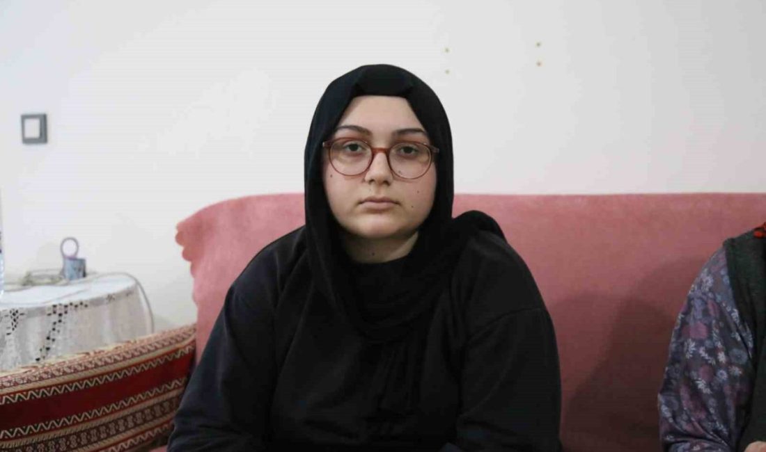 Oğluyla birlikte kaybolan kadının 16 yaşındaki kızı: “Kaybolduklarını internet sayfalarında çıkan haberlerden öğrendim” Kastamonu’nun Bozkurt ilçesinde 7 gün önce oğluyla birlikte kaybolan kadının