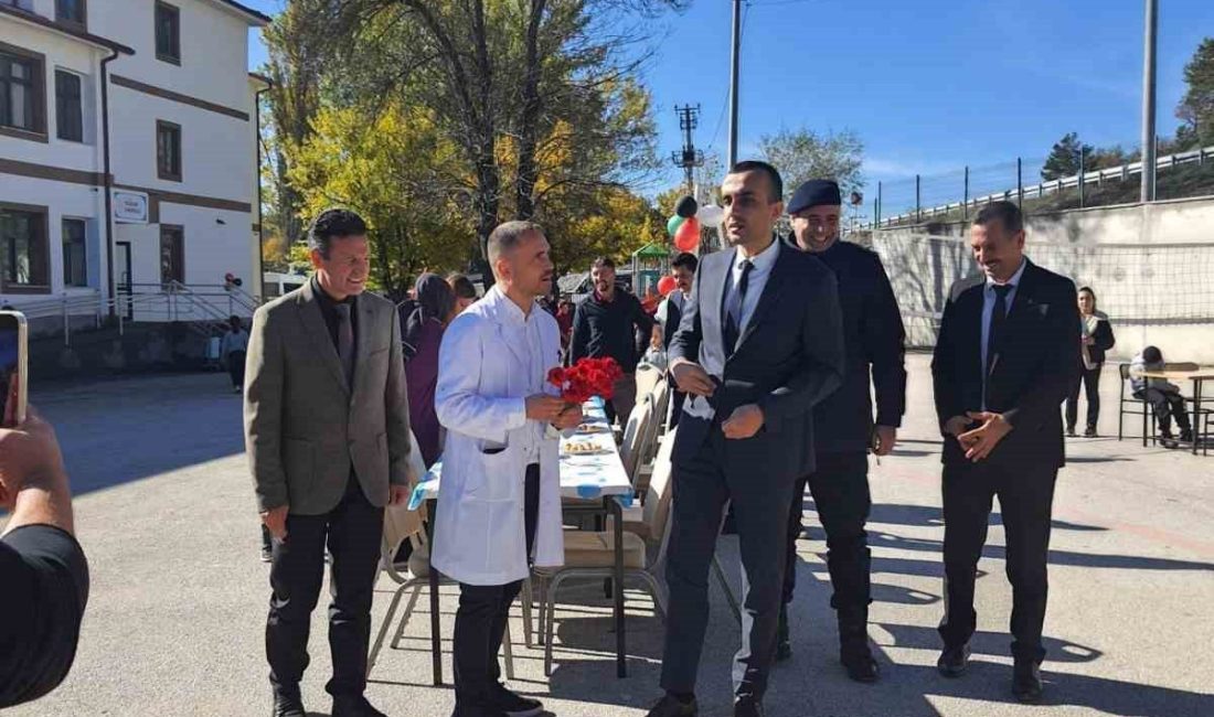 Öğrencilerden Filistin’e anlamlı destek Bolu’nun Mudurnu ilçesinde Yazılar İlk ve Ortaokulu öğrencileri tarafından Filistin’e