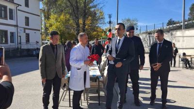 Bolu’nun Mudurnu ilçesinde Yazılar İlk ve Ortaokulu öğrencileri tarafından Filistin’e