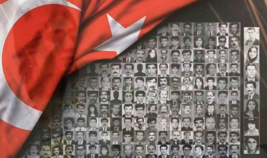 Düzce’de öğretmenler günü için hazırlanan video duygulandırdı. Semt pazarına inan