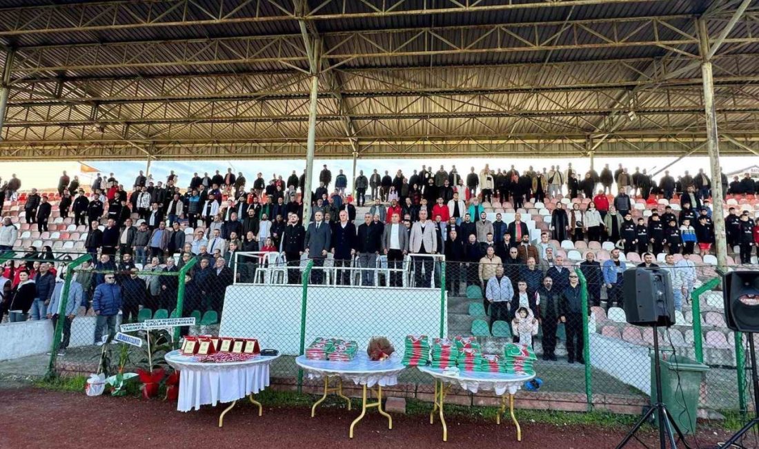 Osmanelispor ve Gençlerbirliği 2025-2026 sezon açılışı gerçekleştirildi. Açılış töreni Osmaneli