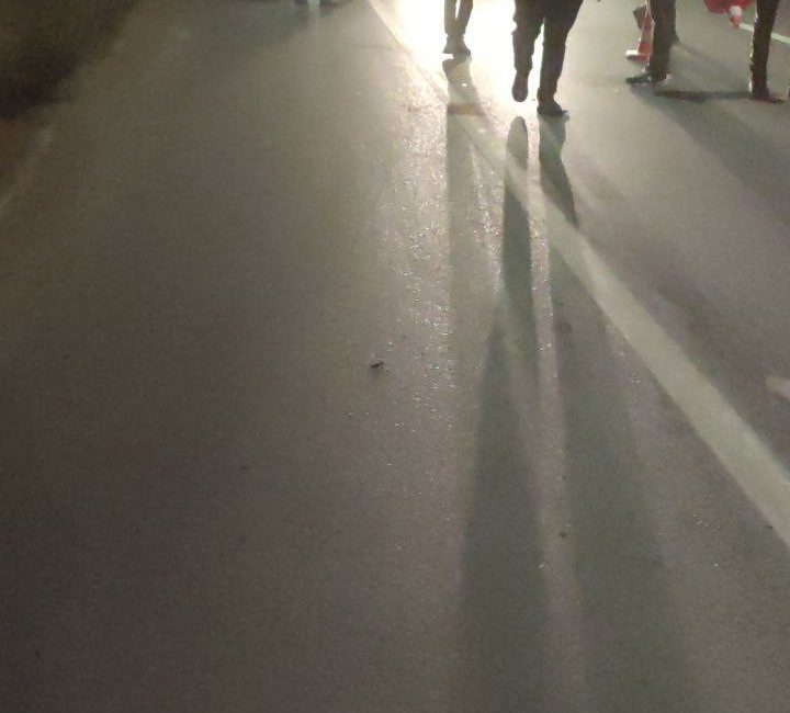 Sakarya’nın Kocaali ilçesinde otomobil ile motosikletin çarpışması neticesinde 1’i ağır