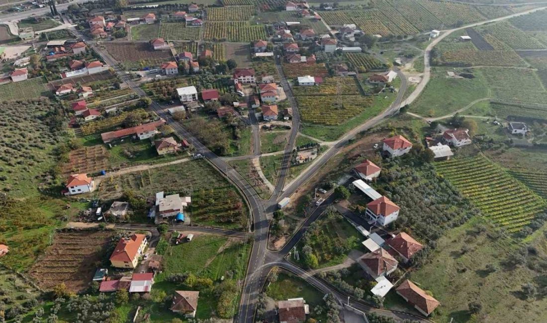 Sakarya Büyükşehir Belediyesi, Pamukova kırsal mahallerinde başlattığı 16 kilometrelik sıcak