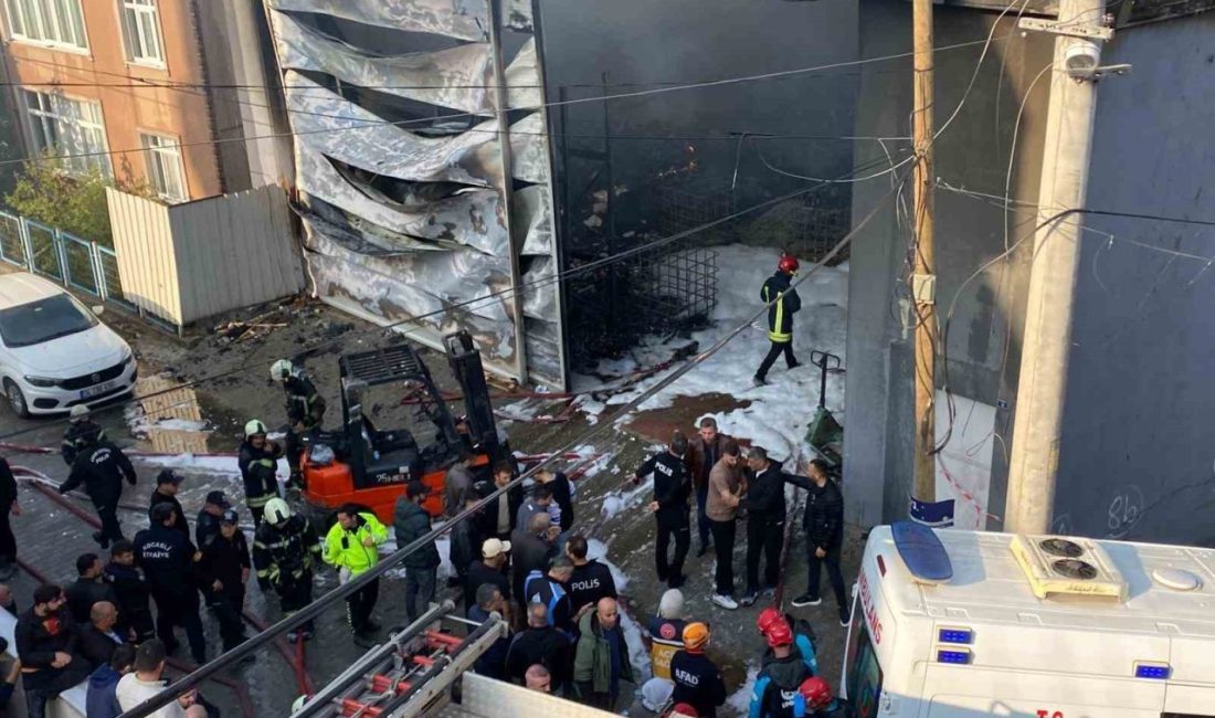 Parfüm dolum tesisinde çıkan yangıda 6 işçinin içeride olduğu iddia edildi Kocaeli’nin Dilovası ilçesinde parfüm dolum tesisinde çıkan yangın söndürülürken, içerde
