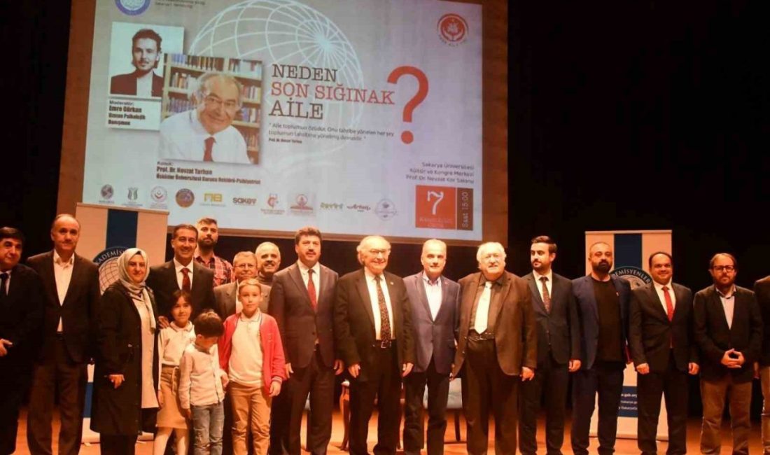 Prof. Dr. Nevzat Tarhan, SAÜ’de ailenin önemini vurguladı Sakarya Üniversitesinde düzenlenen “Neden Son Sığınak Aile?” başlıklı konferansta konuşan