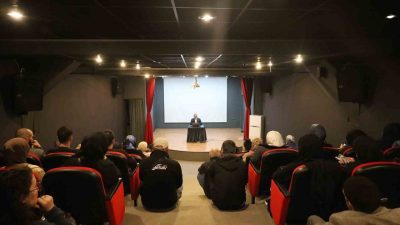 Sakarya Büyükşehir Akademi’de güz dönemi yoğun katılımla başladı. Dönemin ilk