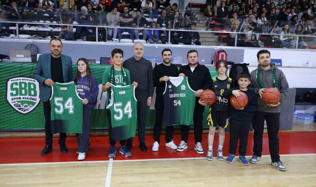 Sakarya Büyükşehir, parkeden 89-60 galip ayrıldı Sakarya Büyükşehir Belediyesi Basketbol Takımı, Türkiye Basketbol 2. Ligi’nin 5’inci