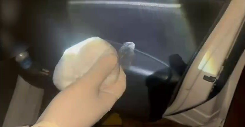 Sakarya’da zehir tacirlerine operasyon: 4 baskında 7 gözaltı Sakarya’nın Akyazı ve Adapazarı ilçesinde polis ekiplerince gerçekleştirilen 4 ayrı