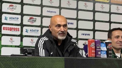 Trendyol 1. Lig’in 15. haftasında oynanan Sakaryaspor-Ümraniyespor maçının ardından iki