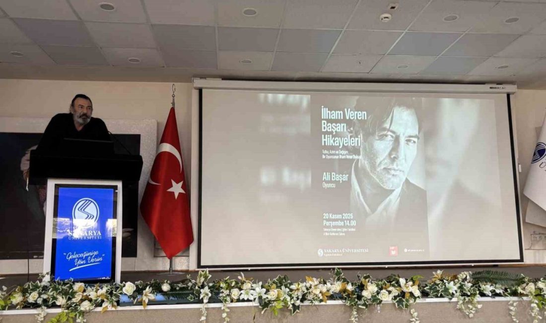 Sakarya Üniversitesi’nde öğretmen adaylarıyla bir araya gelen Ali Başar, oyunculuk