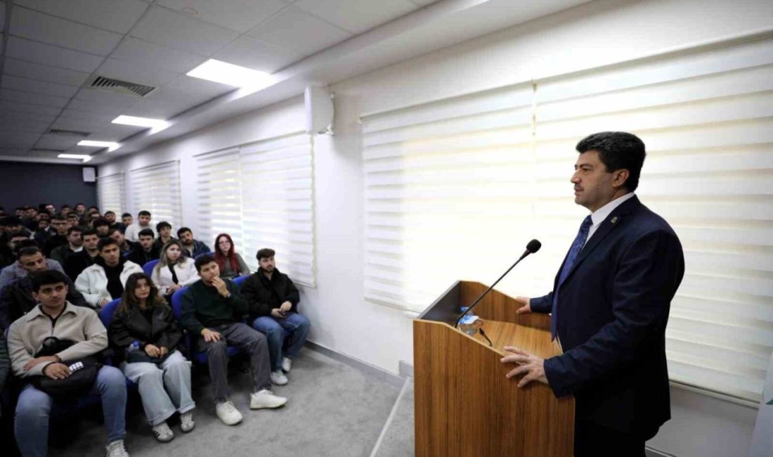 SUBÜ’de İŞKUR’un ‘Gençlik Programı’ çerçevesinde işe başlayan öğrenciler için geniş