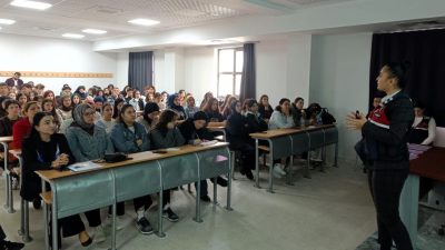 Sakarya İl Jandarma Komutanlığı ekipleri, SUBÜ Ferizli MYO öğrencilerini; aile