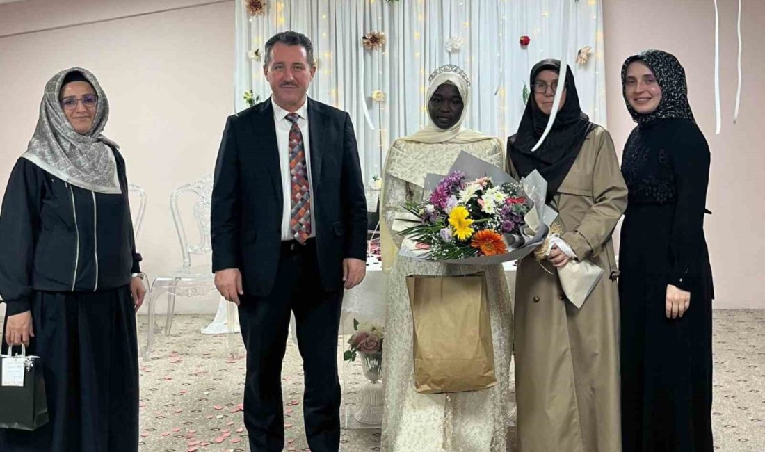 Sudanlı Tıp Fakültesi öğrencisi okulunu dondurup 8 ayda hafız oldu Bilecik Şeyh Edebali Üniversitesi (BŞEÜ) Tıp Fakültesi öğrencisi Sudanlı Asma