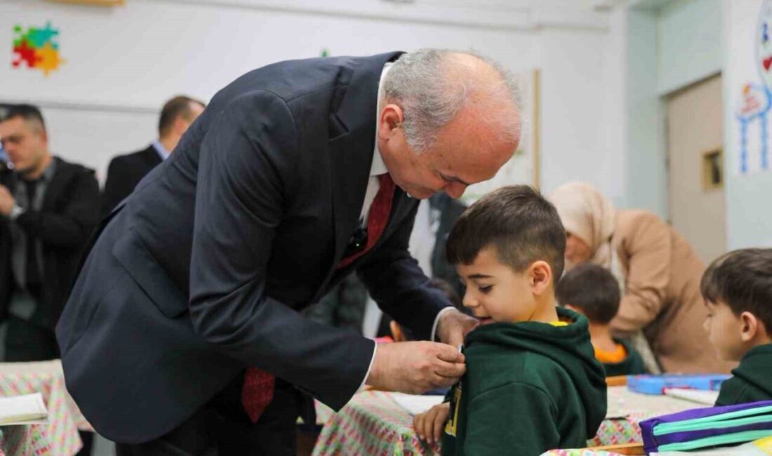 Temiz Şehir Düzce kampanyası okul buluşmalarıyla sürüyor Düzce Belediyesi’nin “Temiz Şehir Düzce” kampanyası kapsamında düzenlediği farkındalık etkinlikleri,
