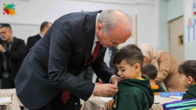 Düzce Belediyesi’nin “Temiz Şehir Düzce” kampanyası kapsamında düzenlediği farkındalık etkinlikleri,