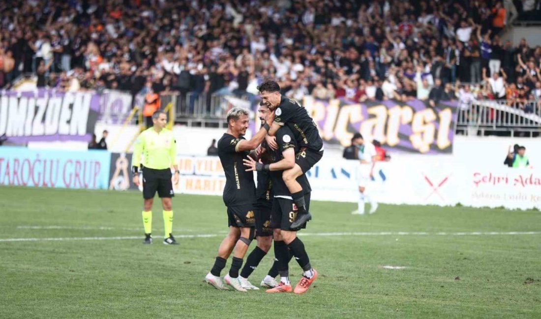 TFF 2. Lig: Gebzespor: 4 – Bursaspor: 1 TFF 2. Lig Kırmızı Grup 12. haftasında Gebzespor sahasında karşılaştığı