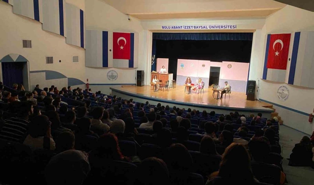 Bolu Abant İzzet Baysal Üniversitesinde ikincisi düzenlenen Abant Tiyatro Günleri