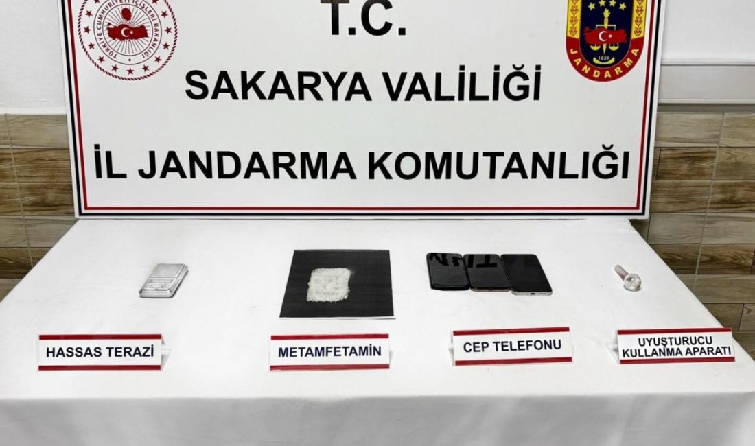 Uyuşturucu operasyonunda 3 yabancı uyruklu kadın tutuklandı Sakarya’nın Karasu ilçesinde jandarma ekipleri tarafından gerçekleştirilen uyuşturucu operasyonunda yakalanan
