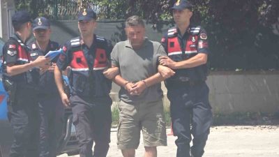 Yalova merkeze bağlı Esadiye köyünde miras kavgası nedeniyle kardeşini pompalı