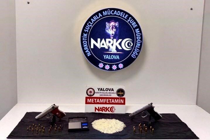 Yalova’da polis tarafından Kasım ayı içinde düzenlenen uyuşturucu operasyonlarında gözaltına