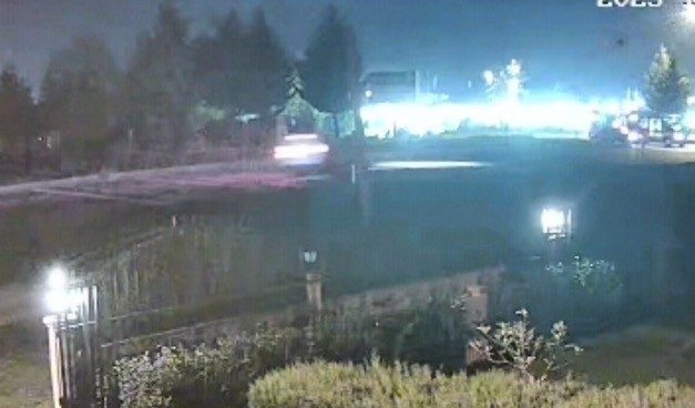 Düzce’de yolun karşısına geçerken kamyonetin çarptığı yaşlı kadın hayatını kaybetti.