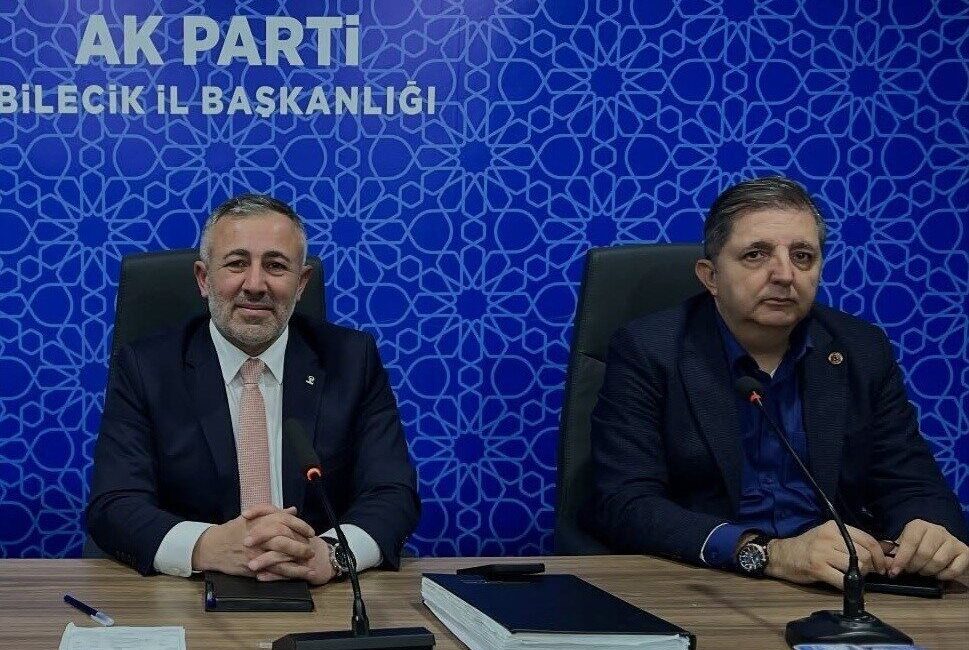 AK Parti Bilecik’te Haftalık Olağan İl Yönetim Kurulu Toplantısı gerçekleştirildi.