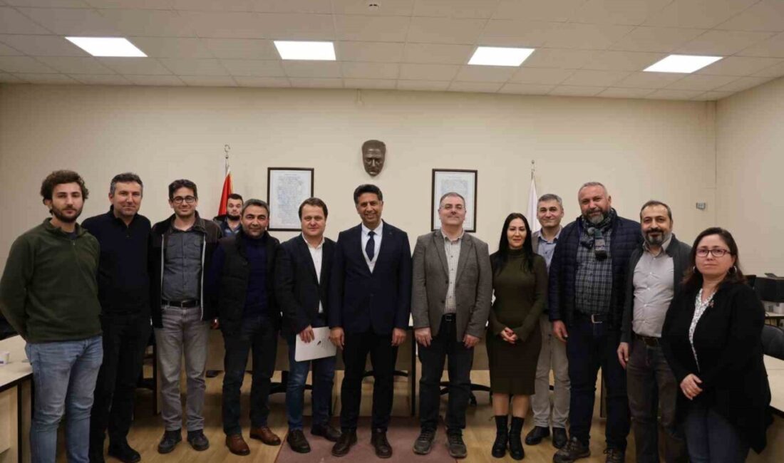 Düzce Üniversitesi Orman Fakültesi tarafından Orman Fakültesi Konferanslar Serisi (OKFS)