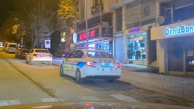 Bilecik’te “yan bakma” sebebiyle çıkan kavgada bir şahıs, bacağına saplanan