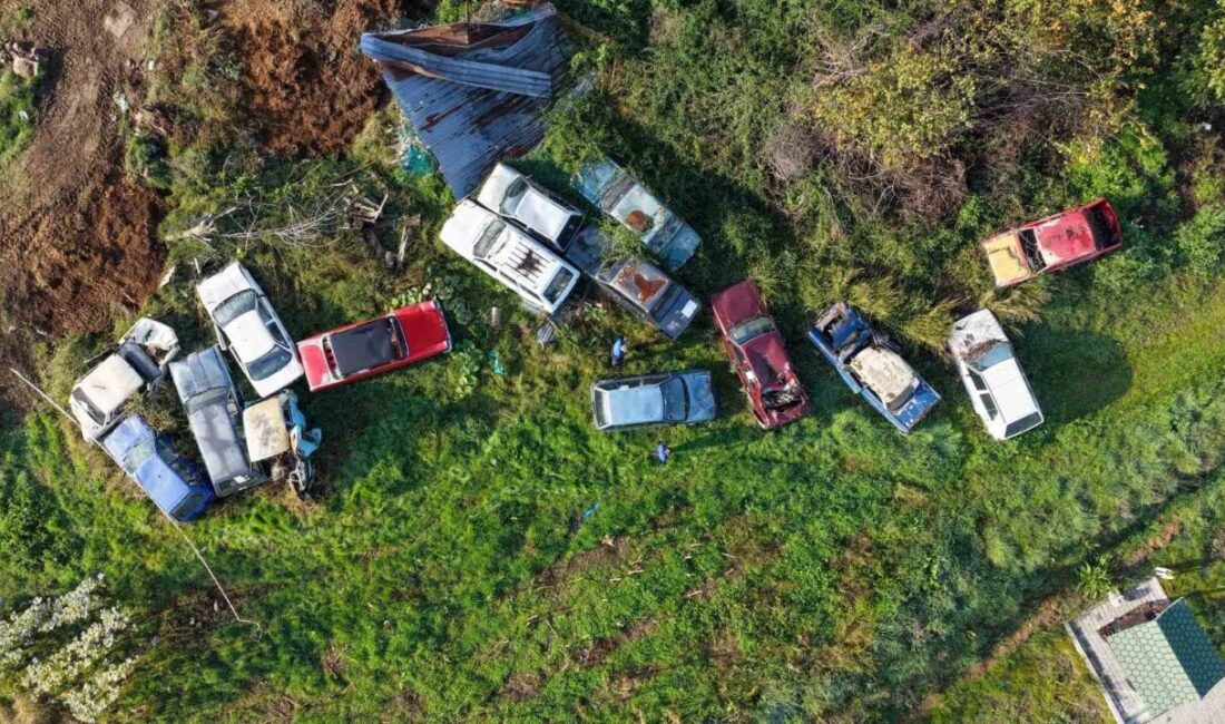Başiskele’de çevre ve görüntü kirliliği oluşturan hurda araçların kaldırılması için