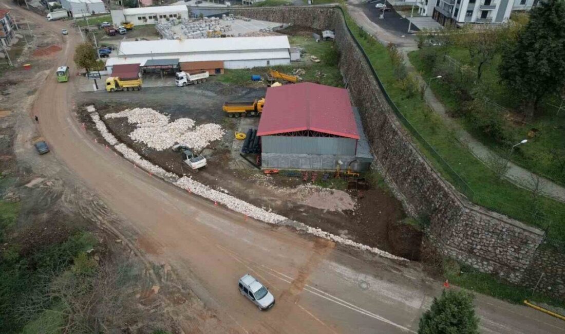 Başiskele ilçesinde ulaşım konforunu artırmak amacıyla Hoca Ahmet Yesevi Caddesi’nde