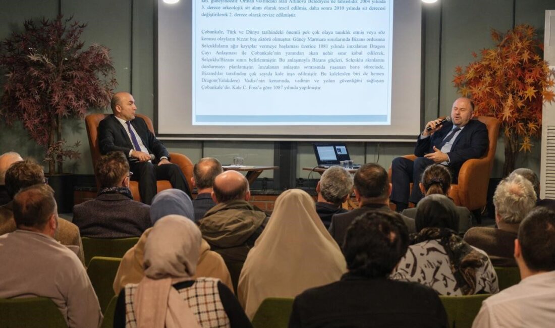 Başiskele’de düzenlenen “Kitaphane Kültür Söyleşileri”nde, Çobankale kazı çalışmaları ve bölgenin