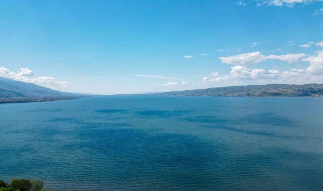 Sakarya Büyükşehir Belediye Başkanı Yusuf Alemdar, Sapanca Gölü’nün geleceğini koruma